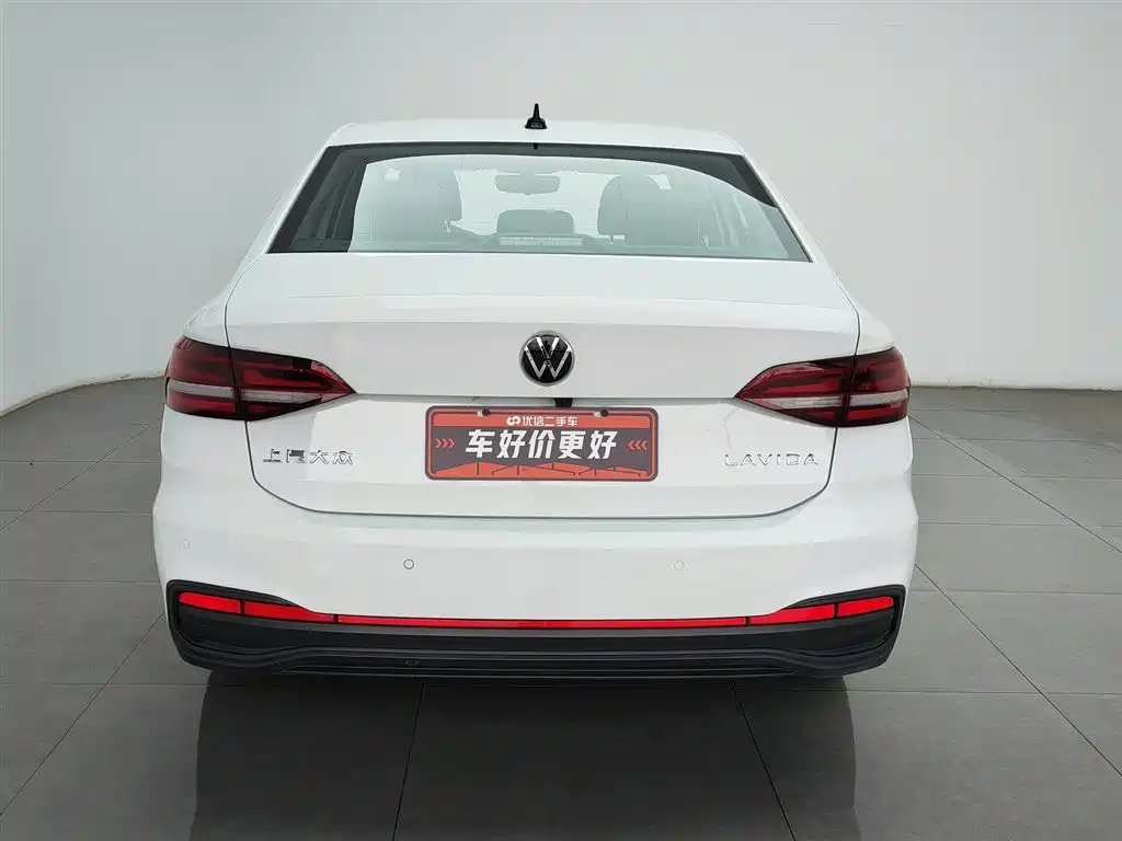 Volkswagen Lavida 2024 Model 1.5L Automatic Delight Edition фото 4