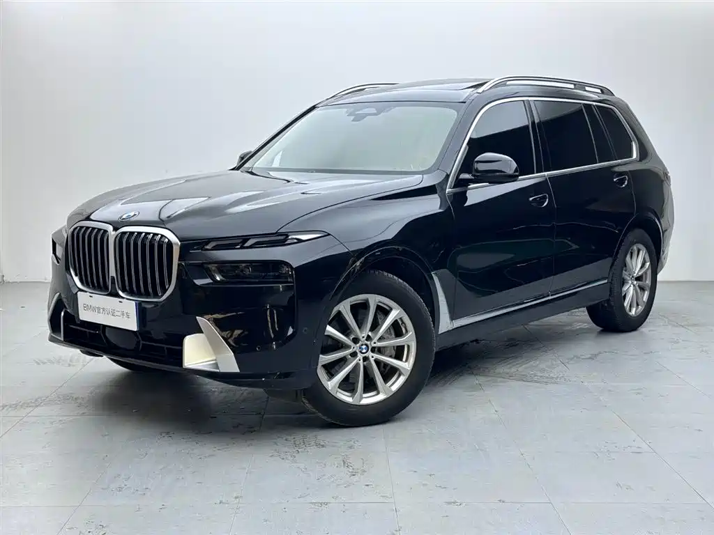 BMW X7 2023 xDrive40i Leading Luxury Package