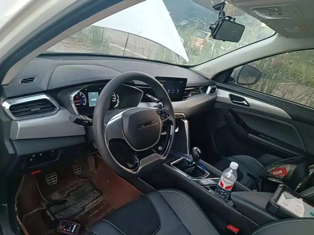 BAIC Beijing X3 2021 2019 1.5T Manual Glory Edition