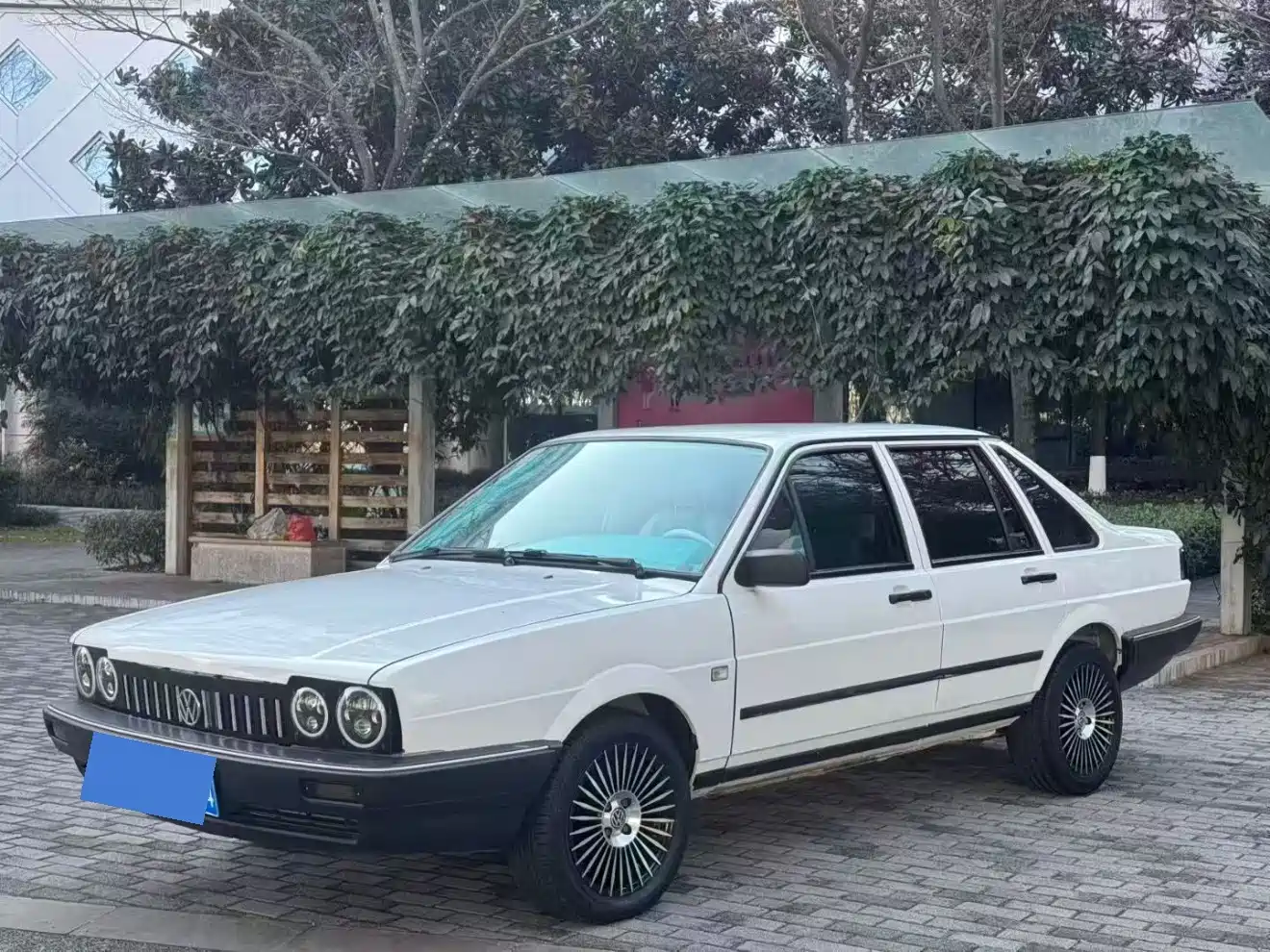 Volkswagen Santana Classic фото 2