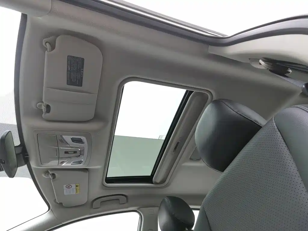 Nissan SYLPHY, миниатюра 14