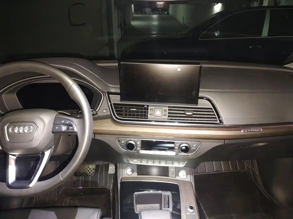 Audi Q5L 2022 Facelift 45T Premium Dynamic фото 6