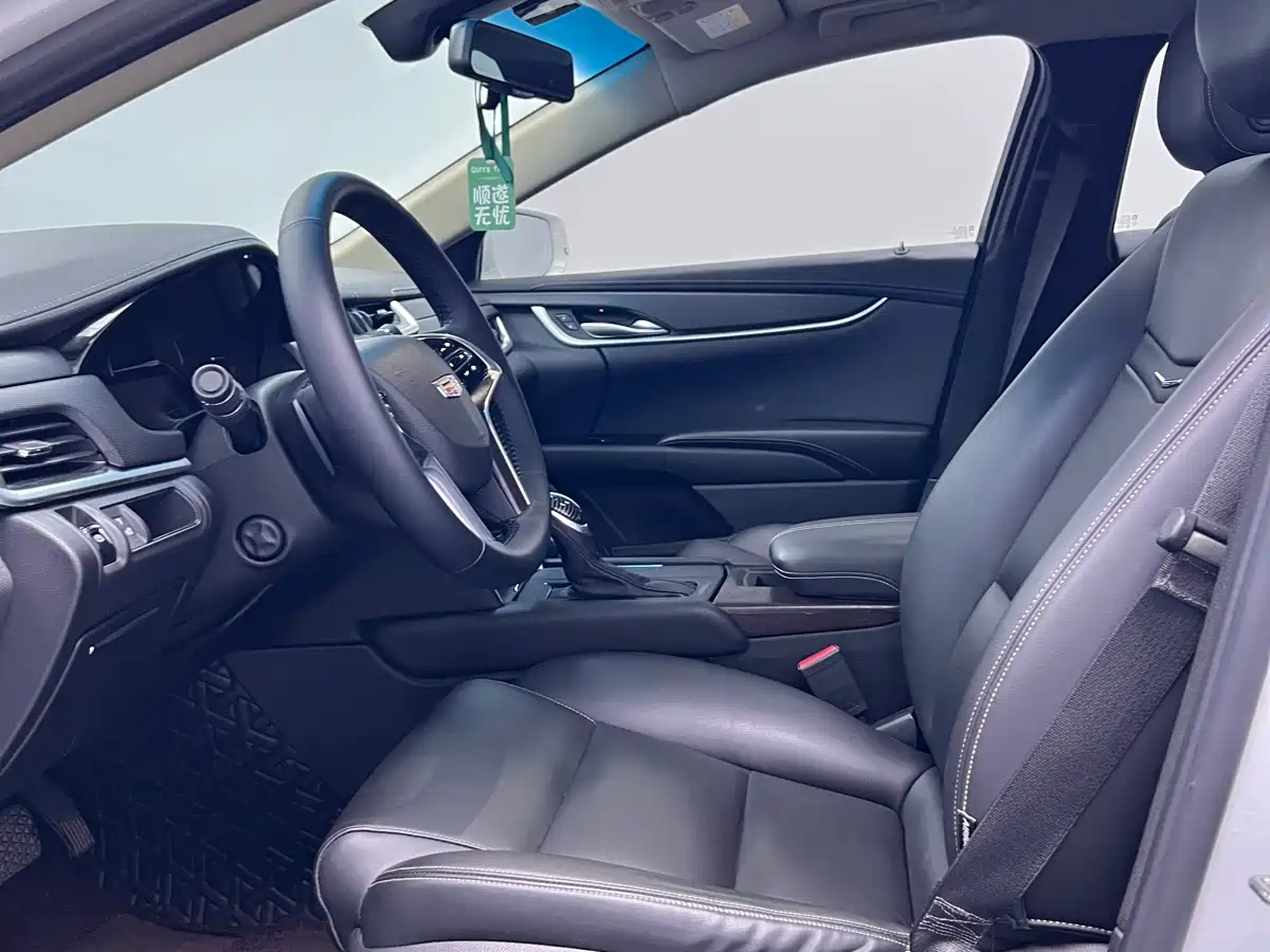 Cadillac XTS 2018 28T Technology фото 5