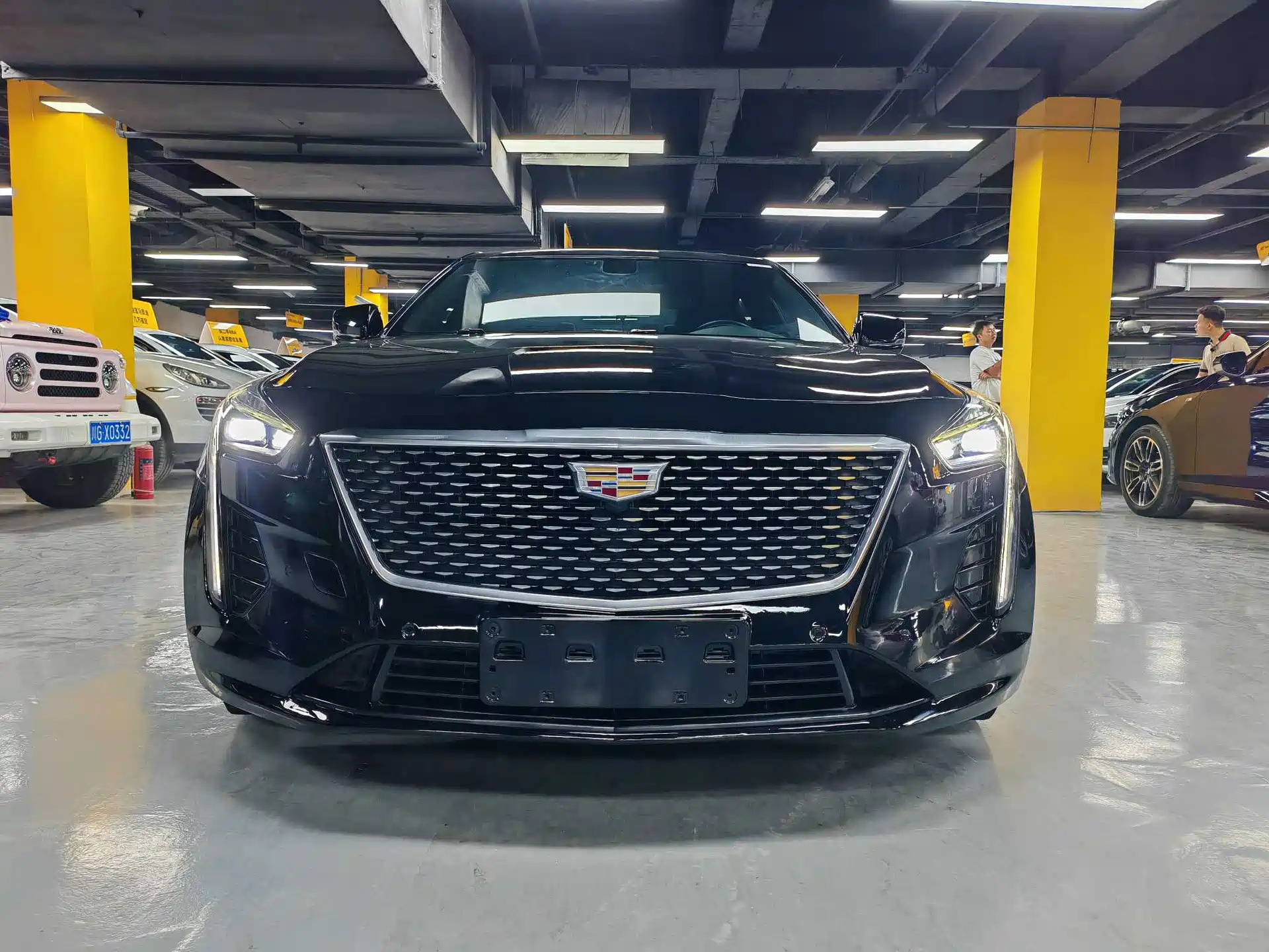 Фото 2 - Cadillac CT6