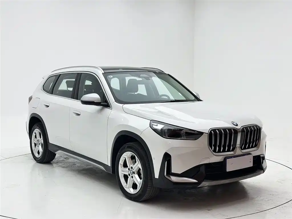 BMW X1 2023 sDrive20Li X Design Package фото 3