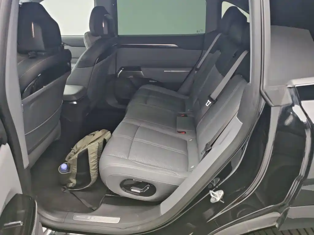 ZEEKR 7X 2025 2025 Model 75kWh RWD Smart Driving Edition