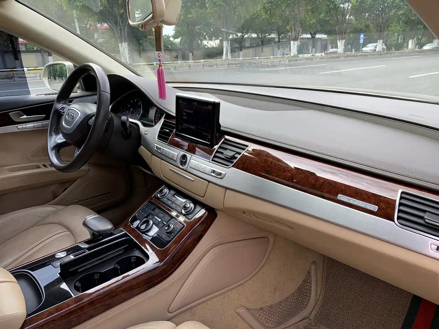 Audi A8 2013 A8L 50 TFSI quattro Luxury фото 28