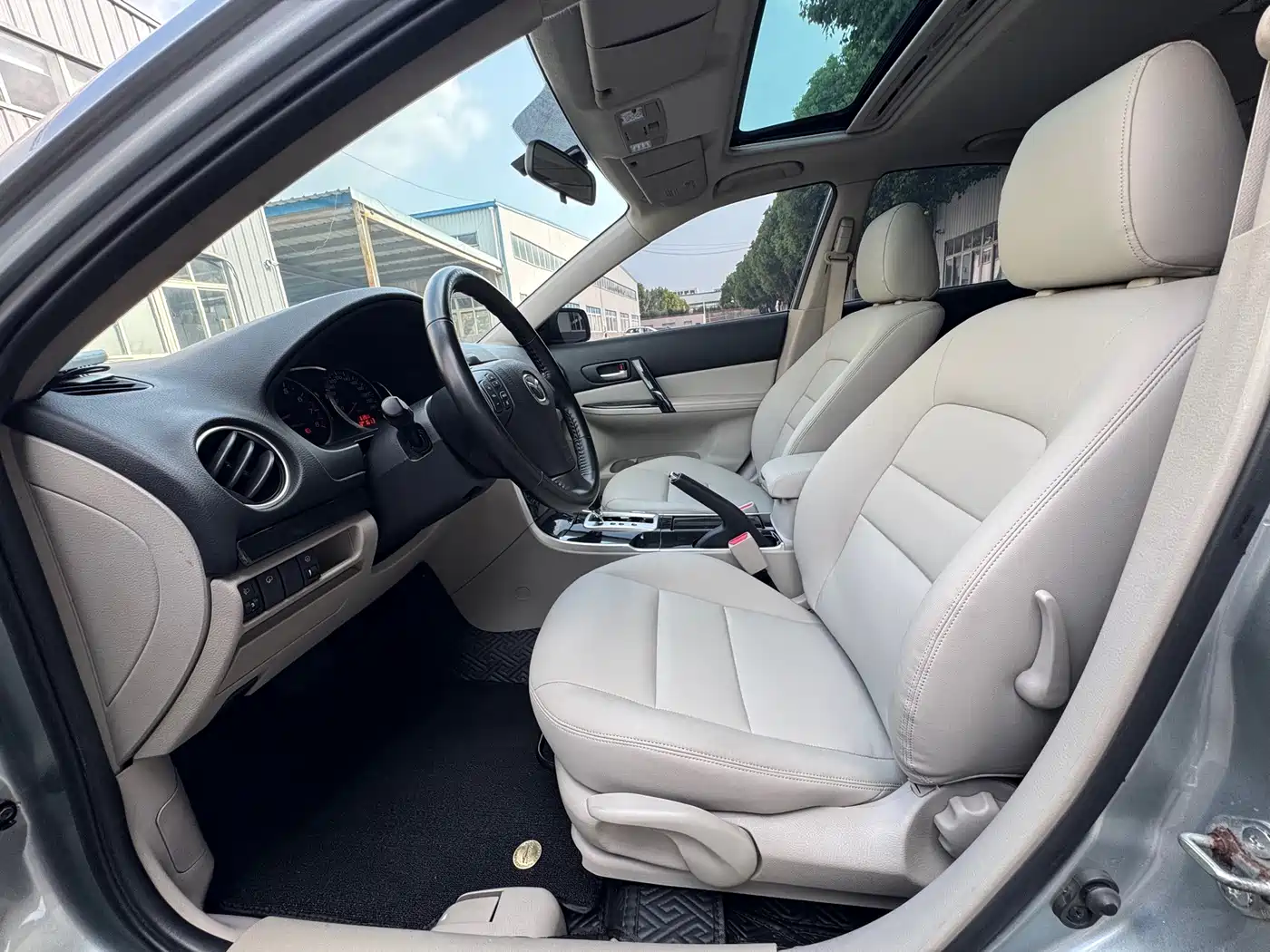 Фото 4 - Mazda 6