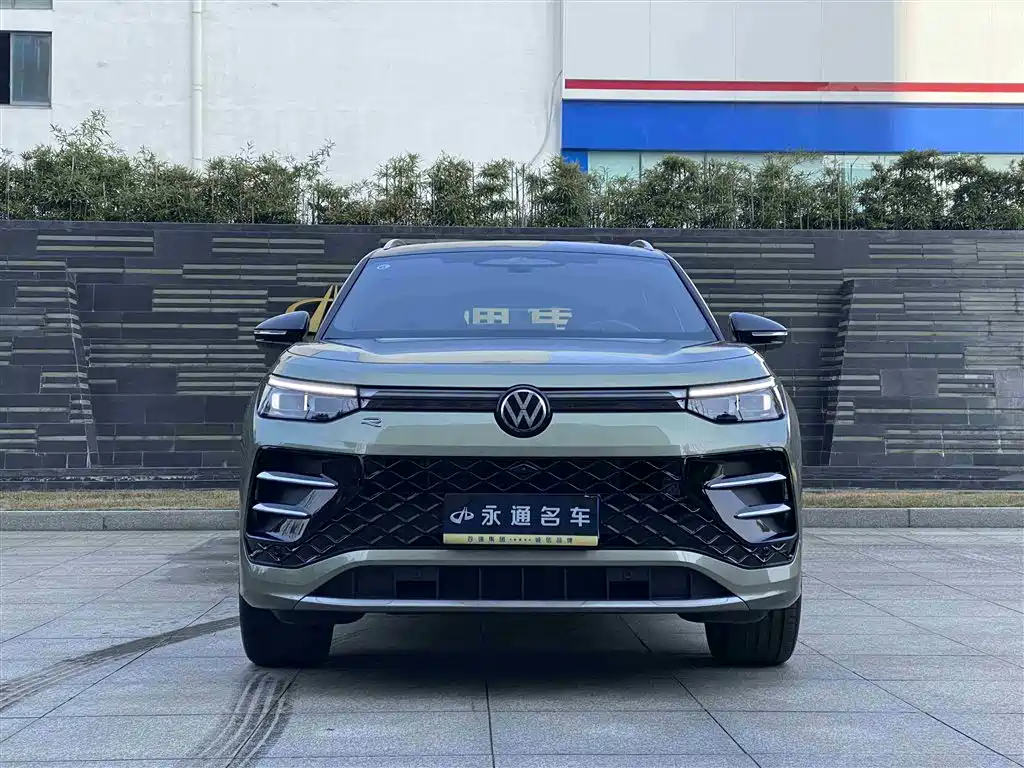 Volkswagen Tayron 2025 Model Tayron L 380TSI 4WD Luxury Easy Package фото 2