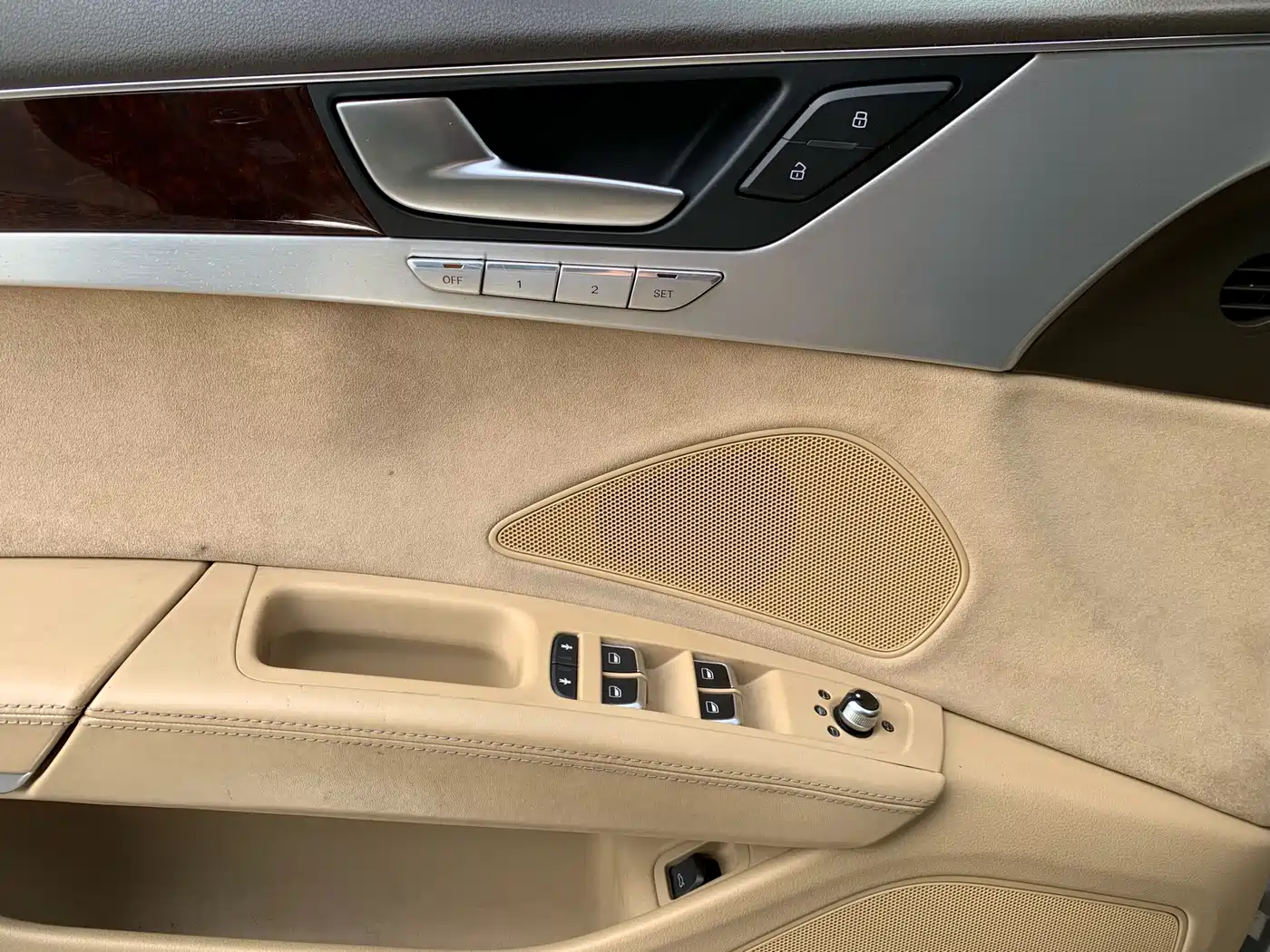 Audi A8 2013 A8L 50 TFSI quattro Luxury фото 21
