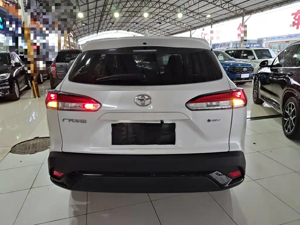 Toyota Frontlander 2024 2.0L Smart Hybrid Dual Engine Leading Edition фото 6
