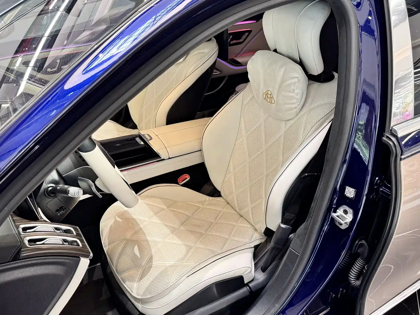 Фото 16 - Mercedes-Benz Maybach S-Class