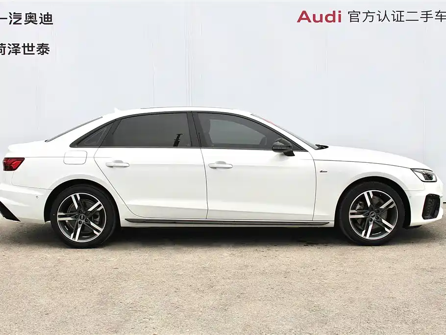 Audi A4L 2022 40 TFSI Luxury Dynamic фото 2