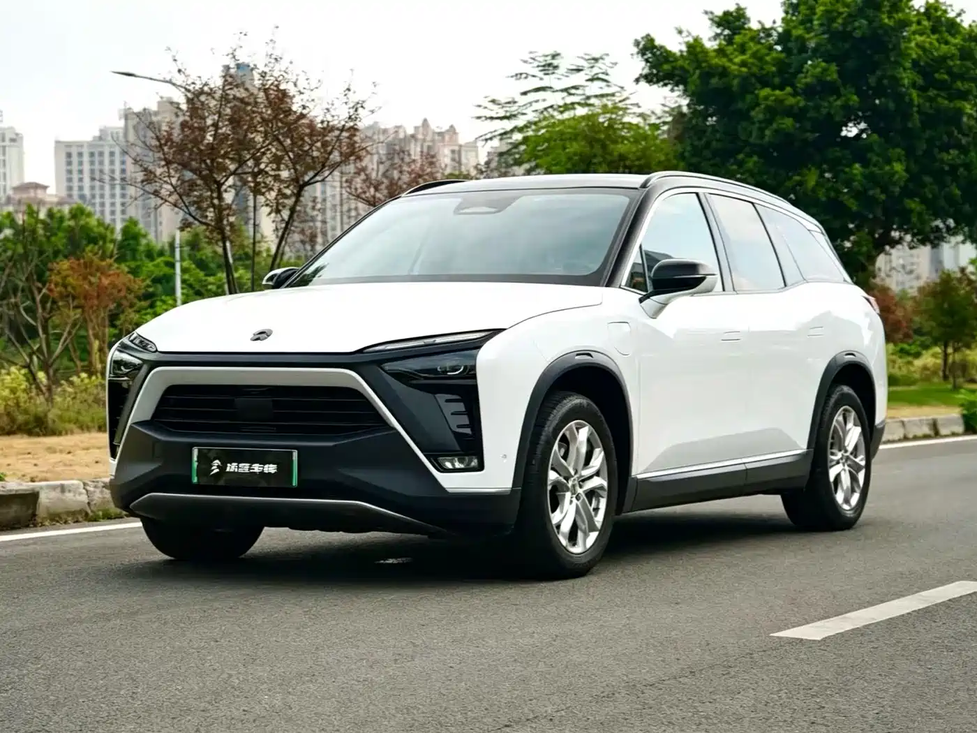 NIO ES8 2020