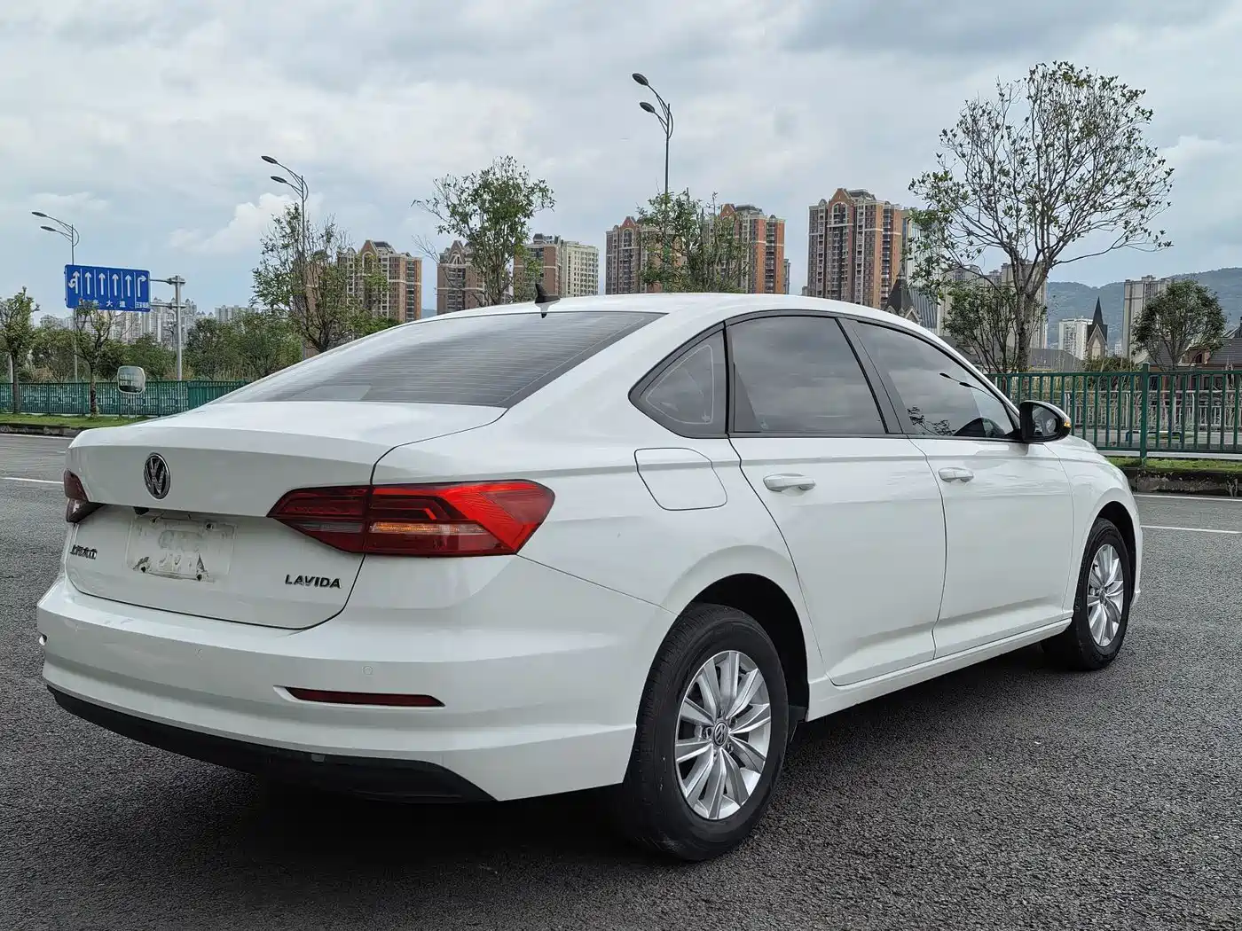 Volkswagen Lavida 2019 1.5L Automatic Trend Edition China VI фото 13