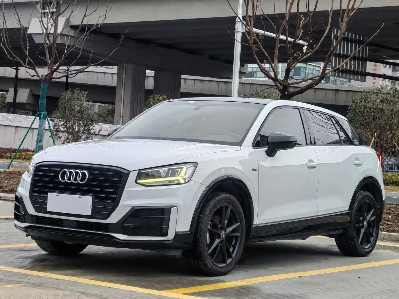 Audi Q2L 2018 35 TFSI Launch Exclusive Edition China VI