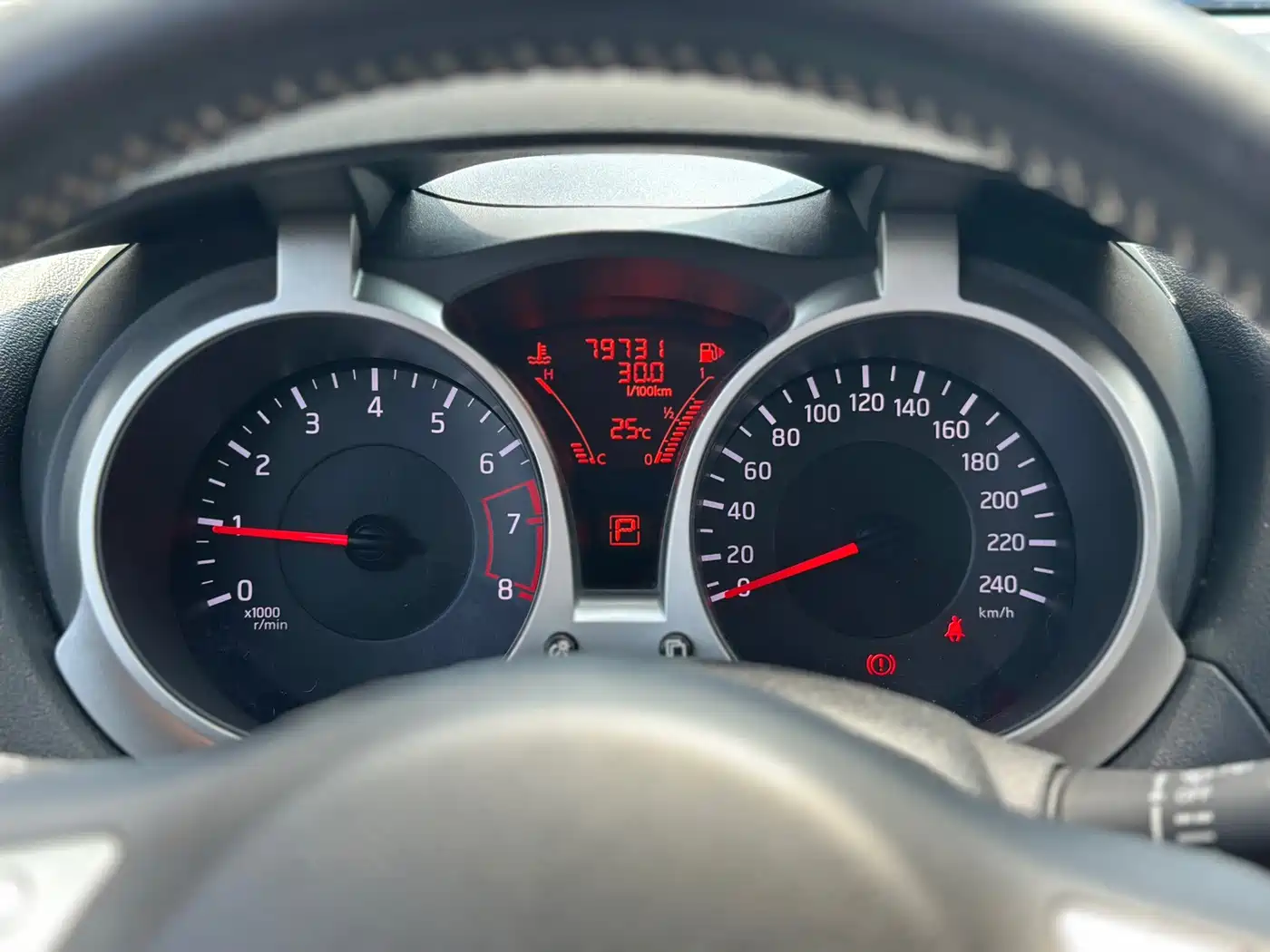 Infiniti ESQ 2019 2014 1.6L Free Edition