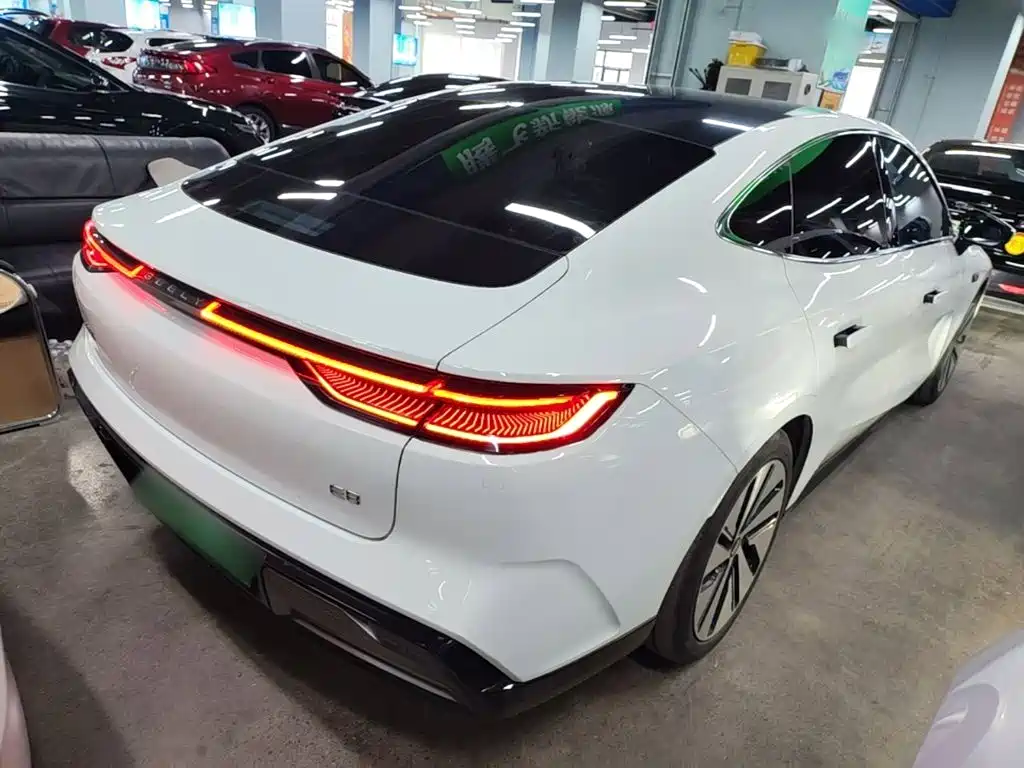 Geely Galaxy Galaxy E8 2024 2024 665km RWD Starship Voyager Edition