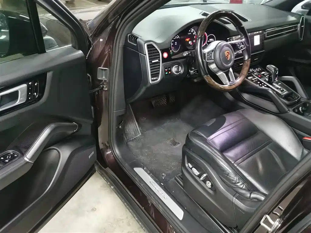 Porsche Cayenne 2018 Cayenne 3.0T фото 12