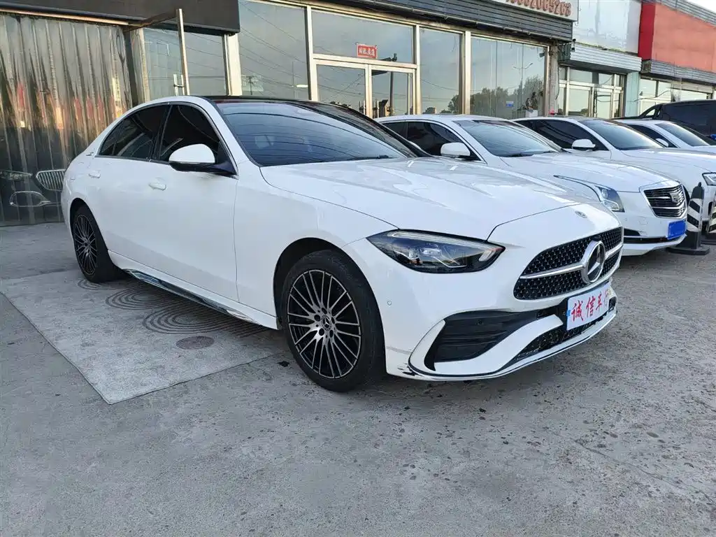Mercedes-Benz C-Class 2023 C 260 L Sport фото 3