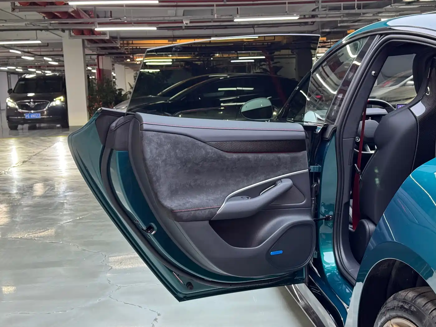 XIAOMI CAR XIAOMI SU7 ULTRA