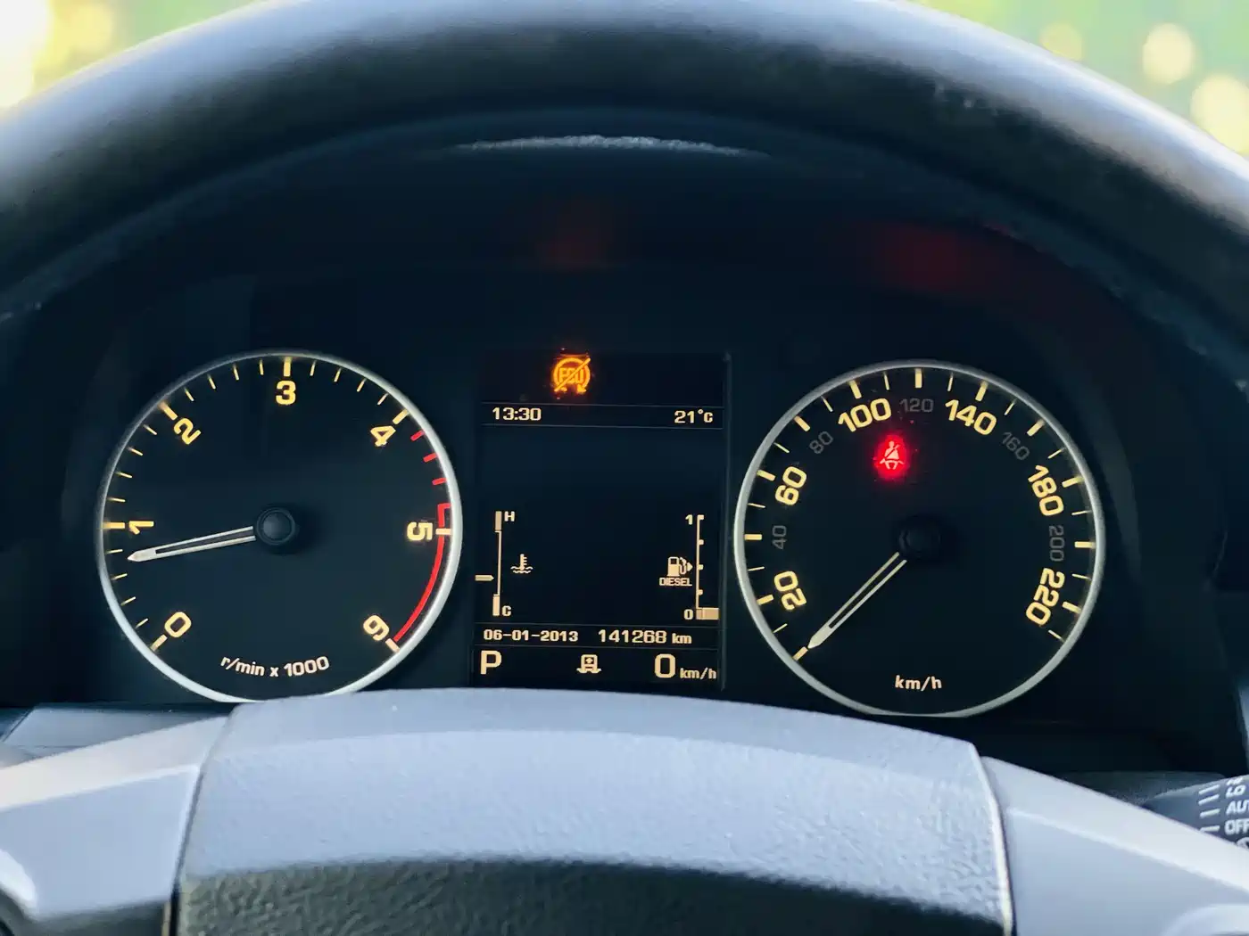 Land Rover Discovery 2015 3.0 SDV6 HSE Diesel фото 11