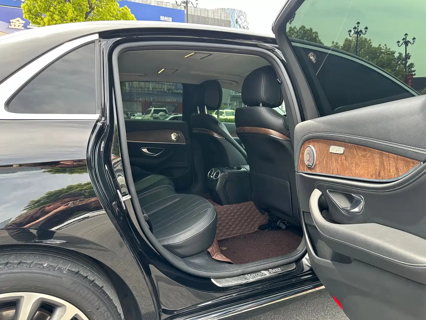Mercedes-Benz E-Class 2019 E 260 L фото 10
