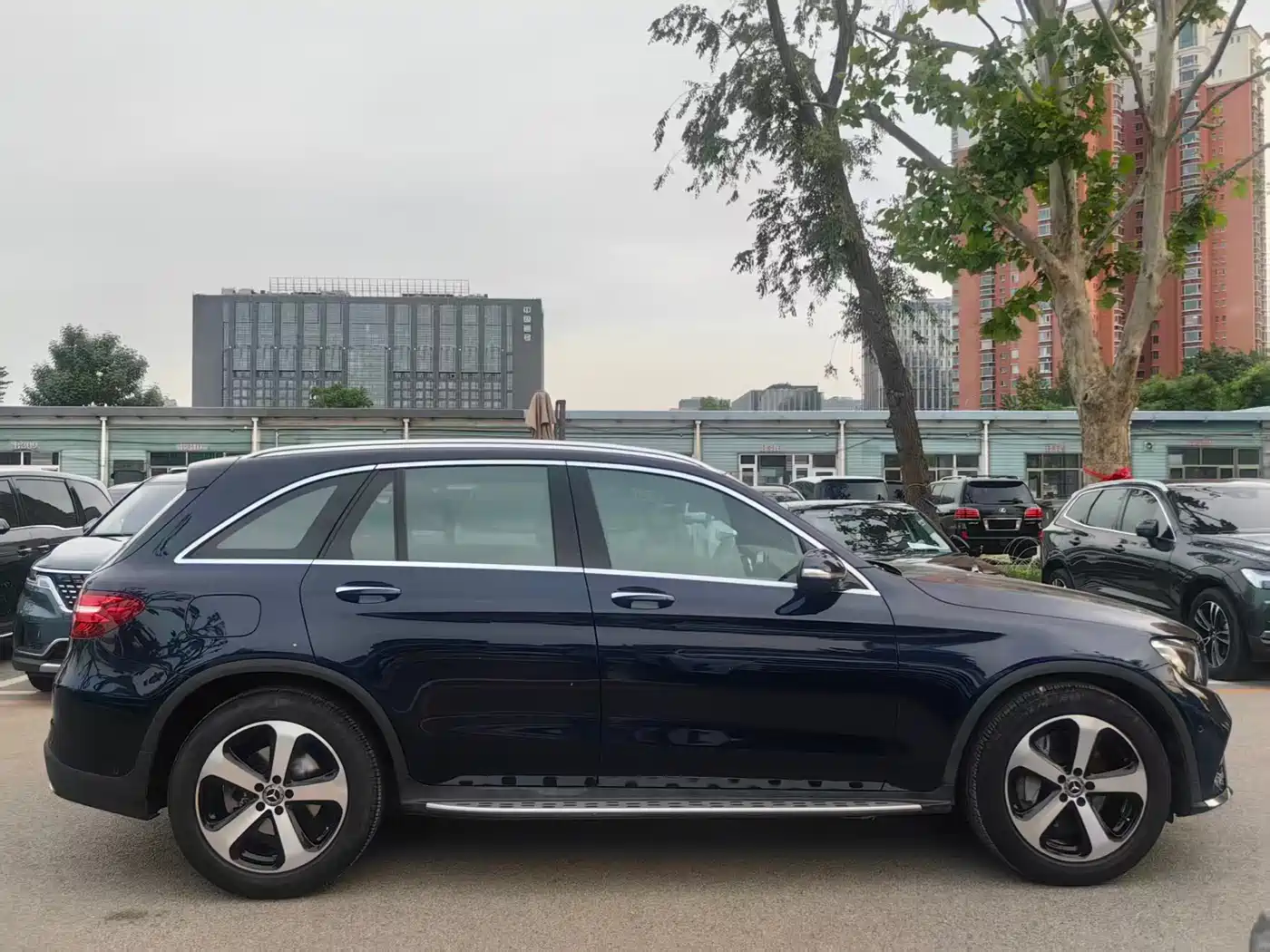 Mercedes-Benz GLC 2018 GLC 260 4MATIC Luxury фото 5