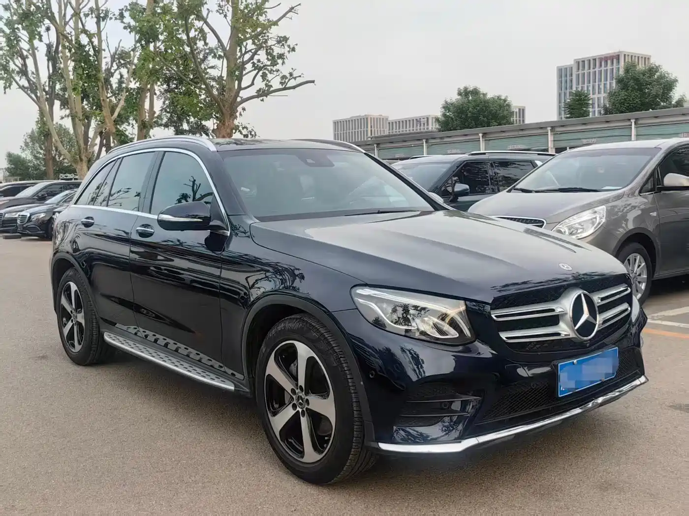 Mercedes-Benz GLC 2018 GLC 260 4MATIC Luxury фото 3
