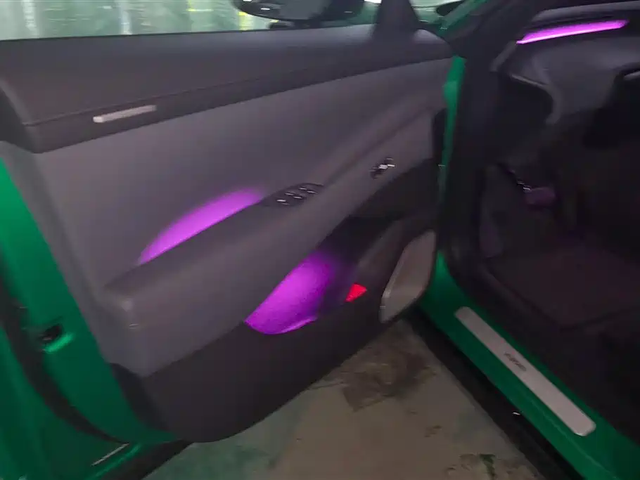 XIAOMI CAR XIAOMI YU7