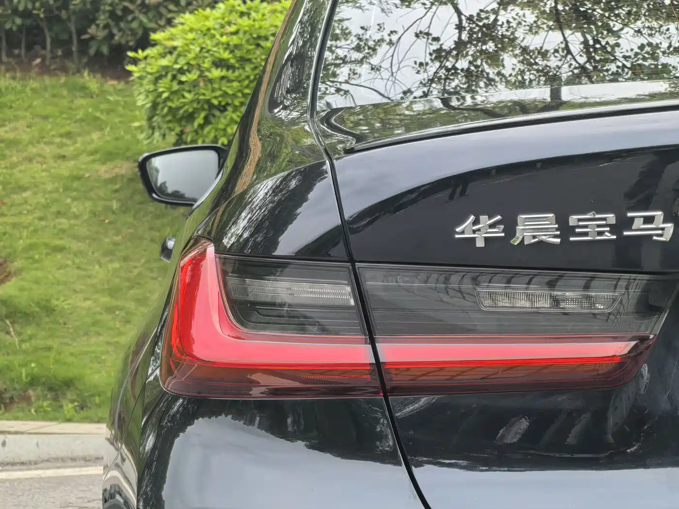 BMW 3 Series 2022 Facelift 325i M Sport Shadow Edition фото 14