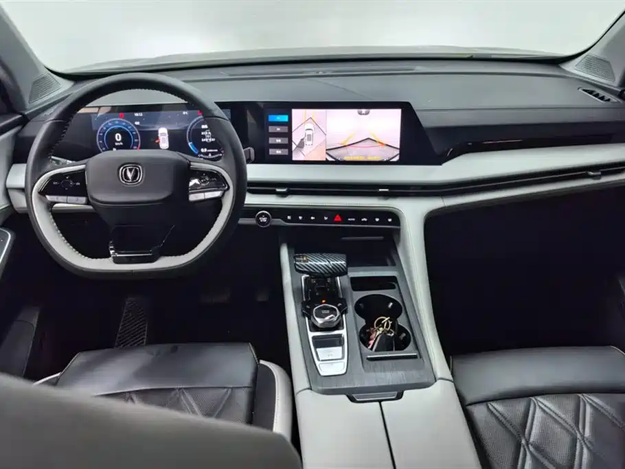 Фото 12 - Changan CS75 PLUS