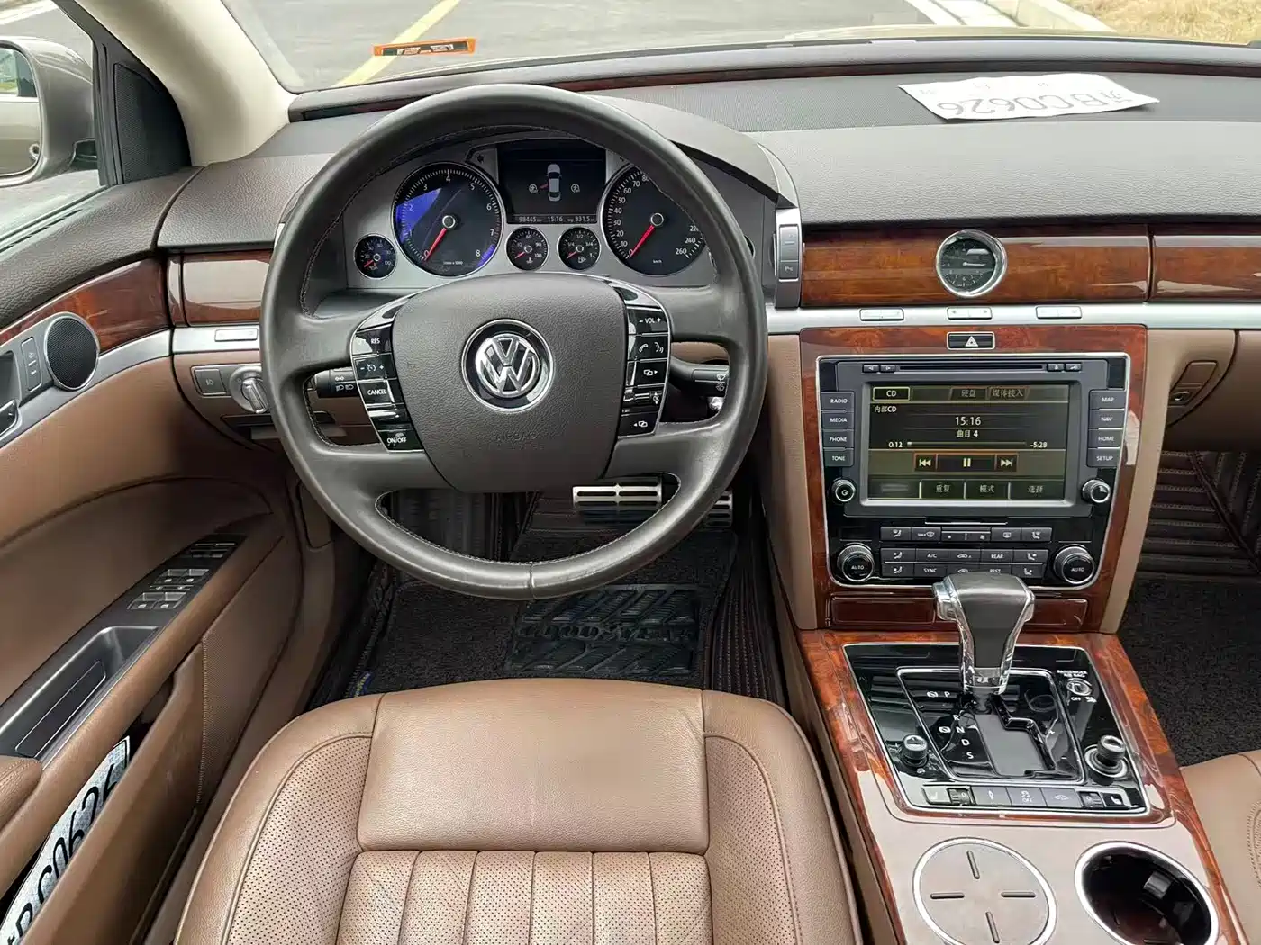Volkswagen Phaeton 2015 Model 3.0L Smart Enjoyment Edition фото 12