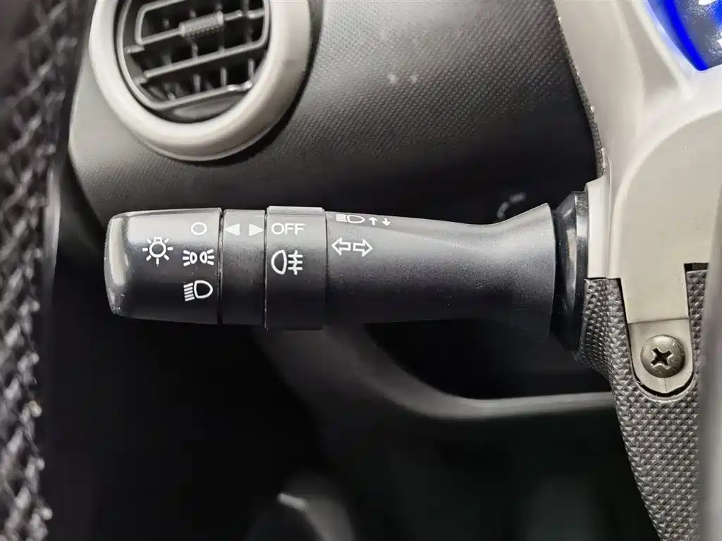 BYD F0 2015 1.0L AMT Xuan Cool Edition фото 21