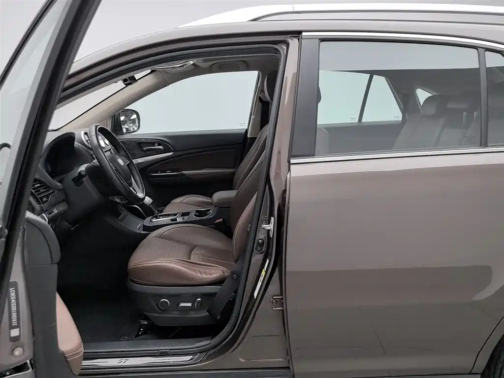 BYD S7 2017 2.0T Auto Luxury фото 10