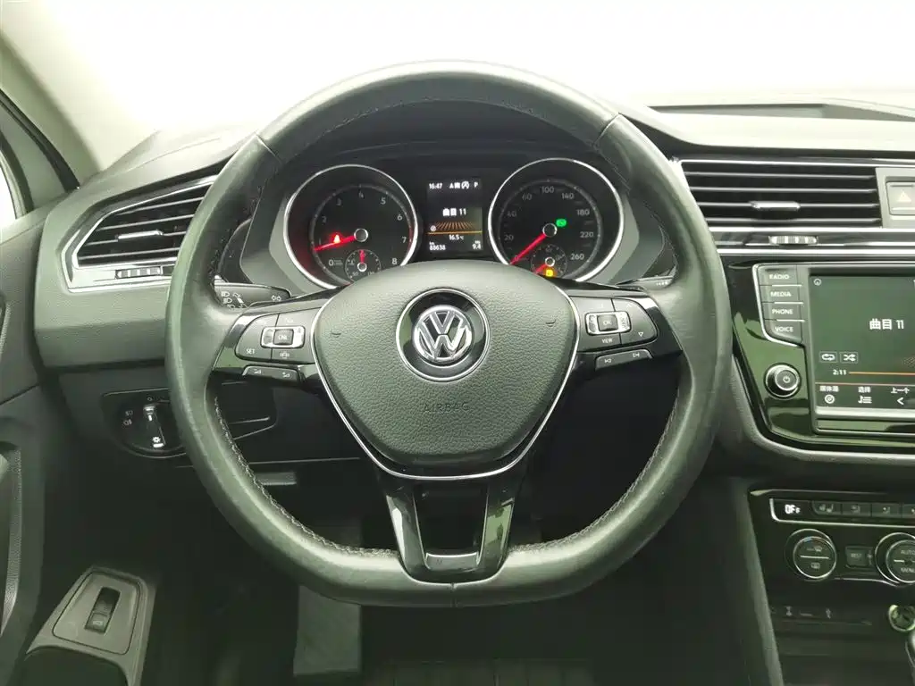 Volkswagen Tiguan L 2018 Facelift 330TSI Automatic 2WD Flagship Edition фото 11