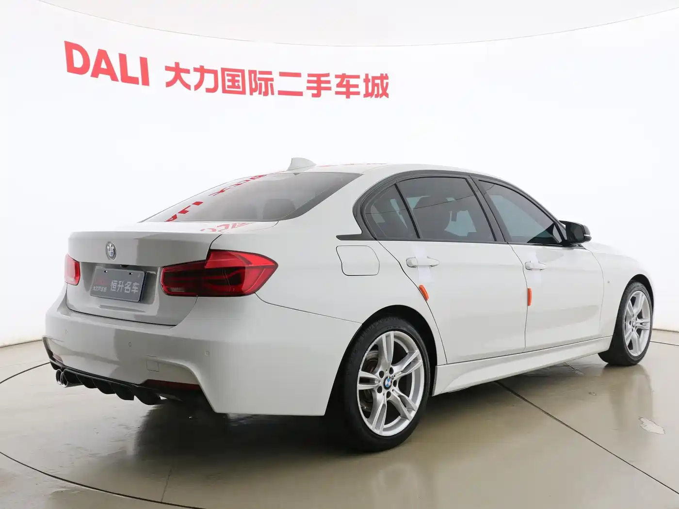 BMW 3 Series 2019 320Li M Sport Package фото 14