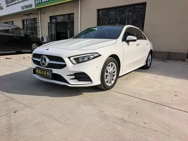 MERCEDES-BENZ A CLASS