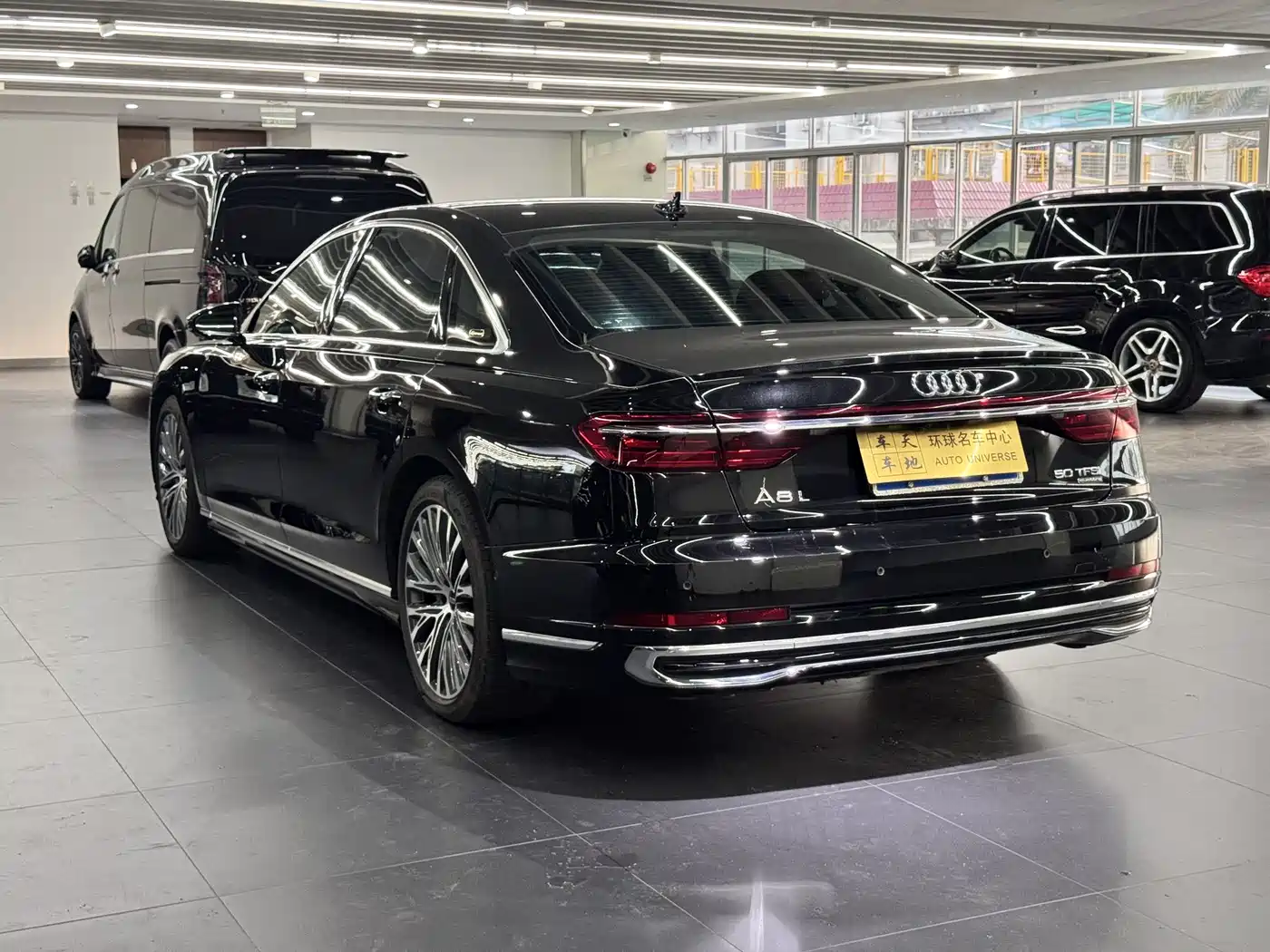 Audi A8 2023 A8L 50 TFSI quattro Premium фото 20