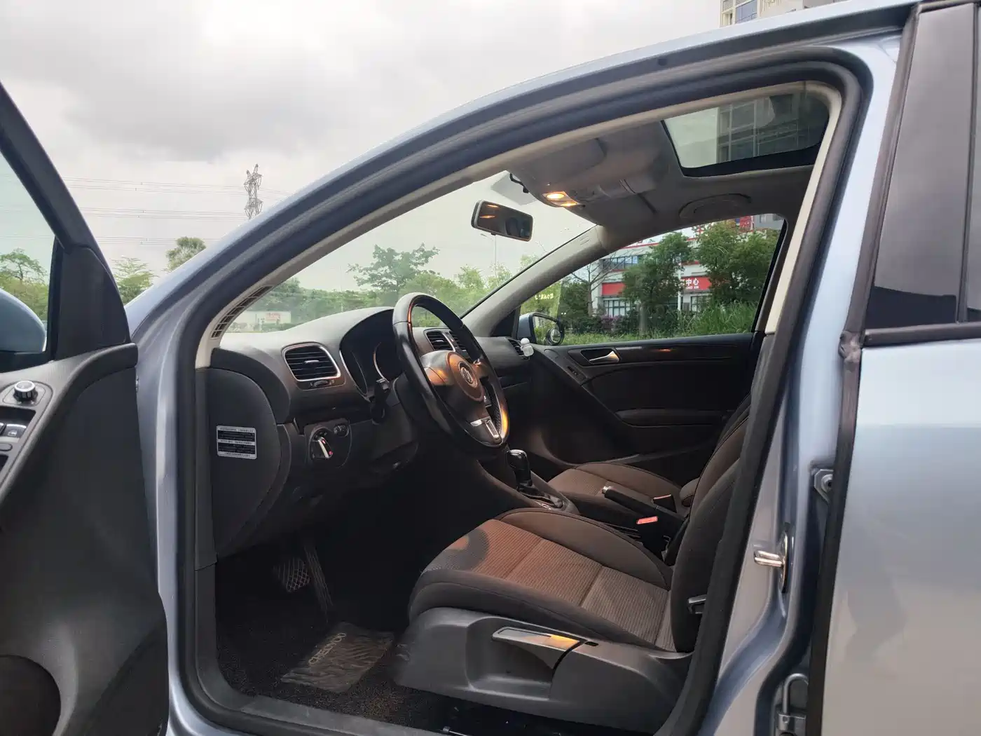 Volkswagen Golf 2012 1.6 Automatic Comfort Type фото 14