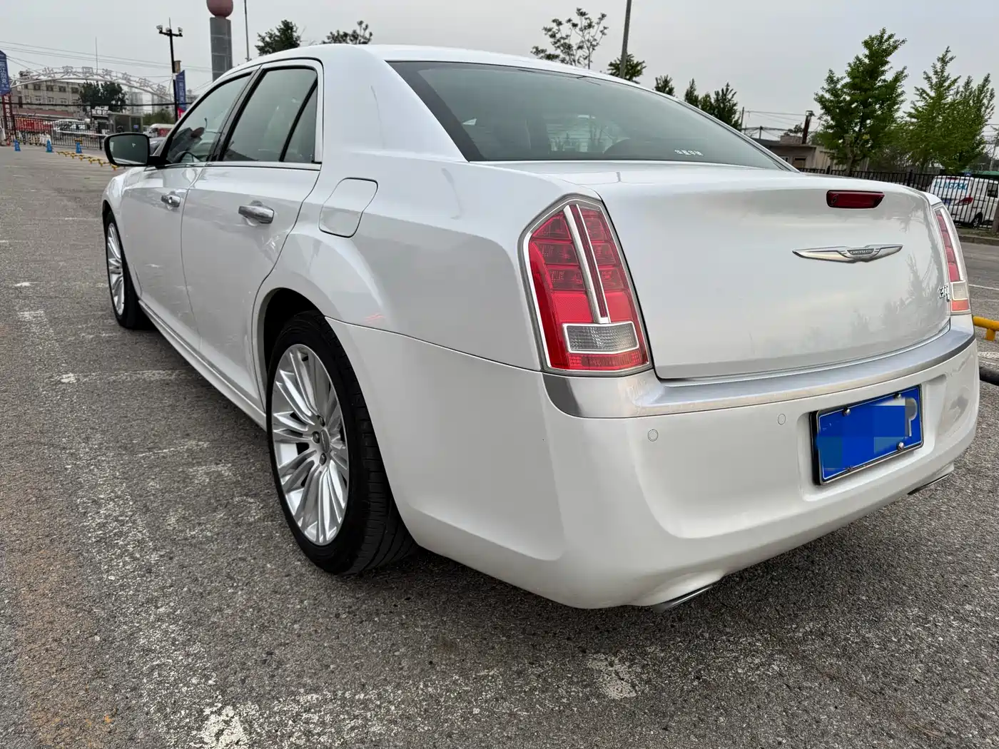 Chrysler 300C (Import) 2014 3.0L Excellence Edition фото 5
