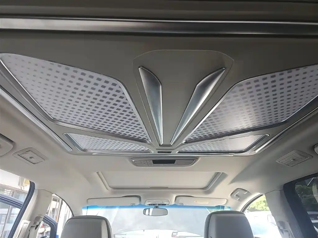 Buick GL8 2021 ES Landlord 653T Comfort фото 18