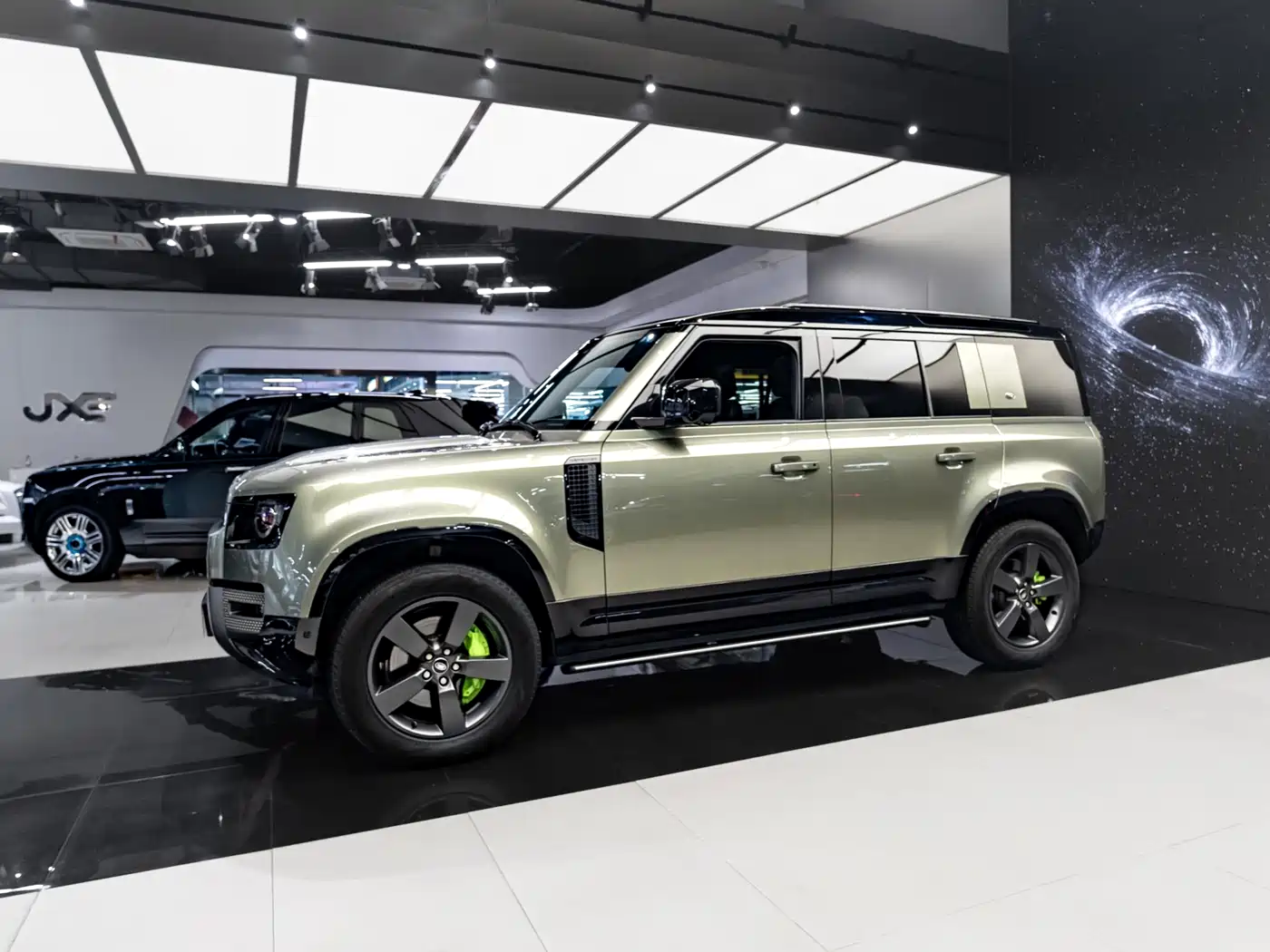 Land Rover Defender 2023 Model 110 3.0T P400 X-DYNAMIC HSE фото 11