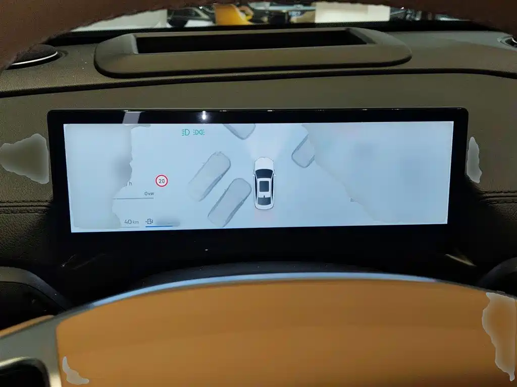 Geely Galaxy Galaxy A7 2025 EM-i 150km Explorer+ Edition фото 7