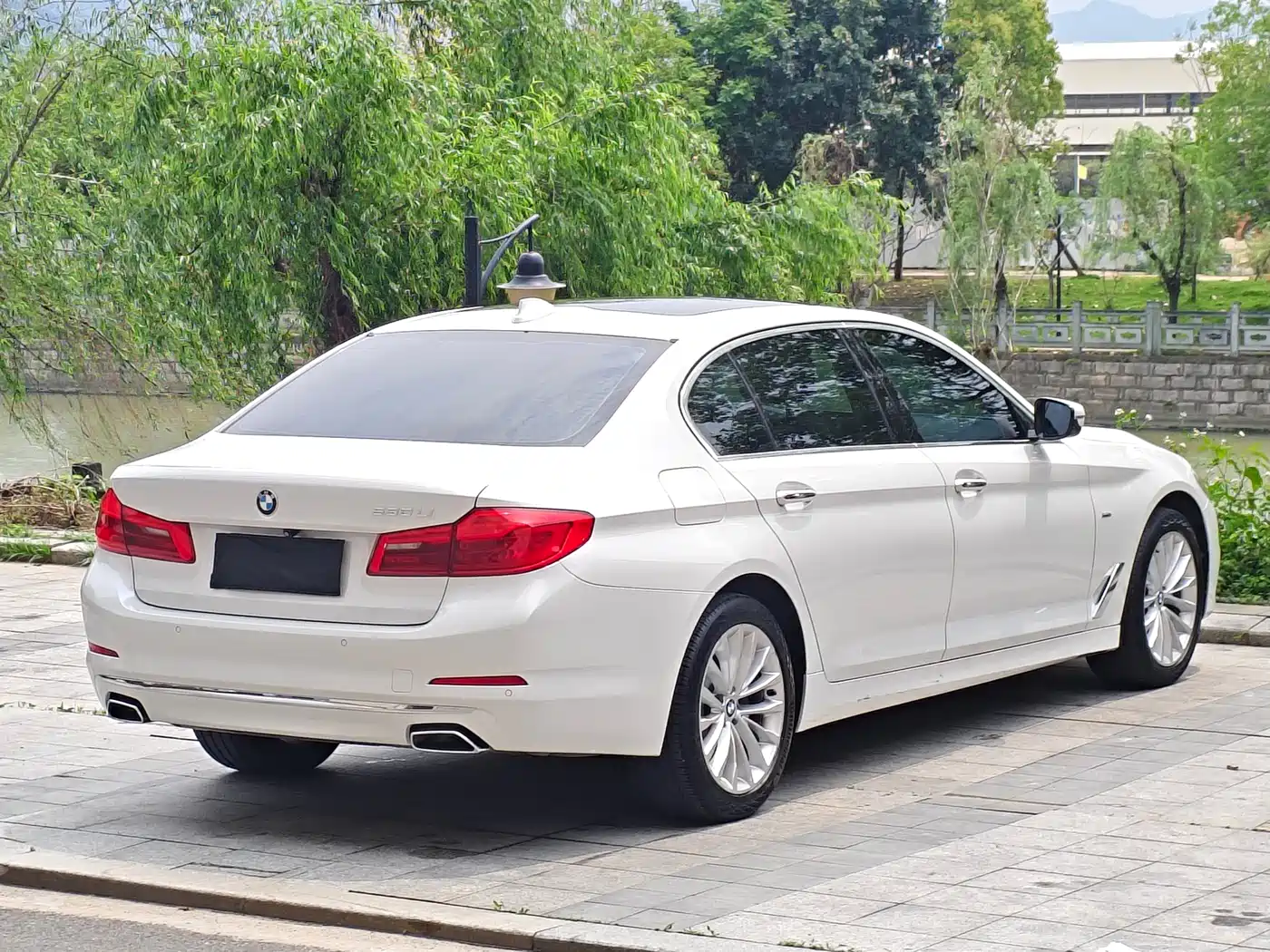 Фото 4 - BMW 5 Series