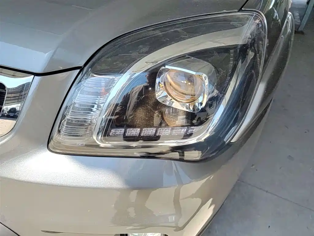Kia Sportage 2013 2.0L Automatic 2WD GL фото 24