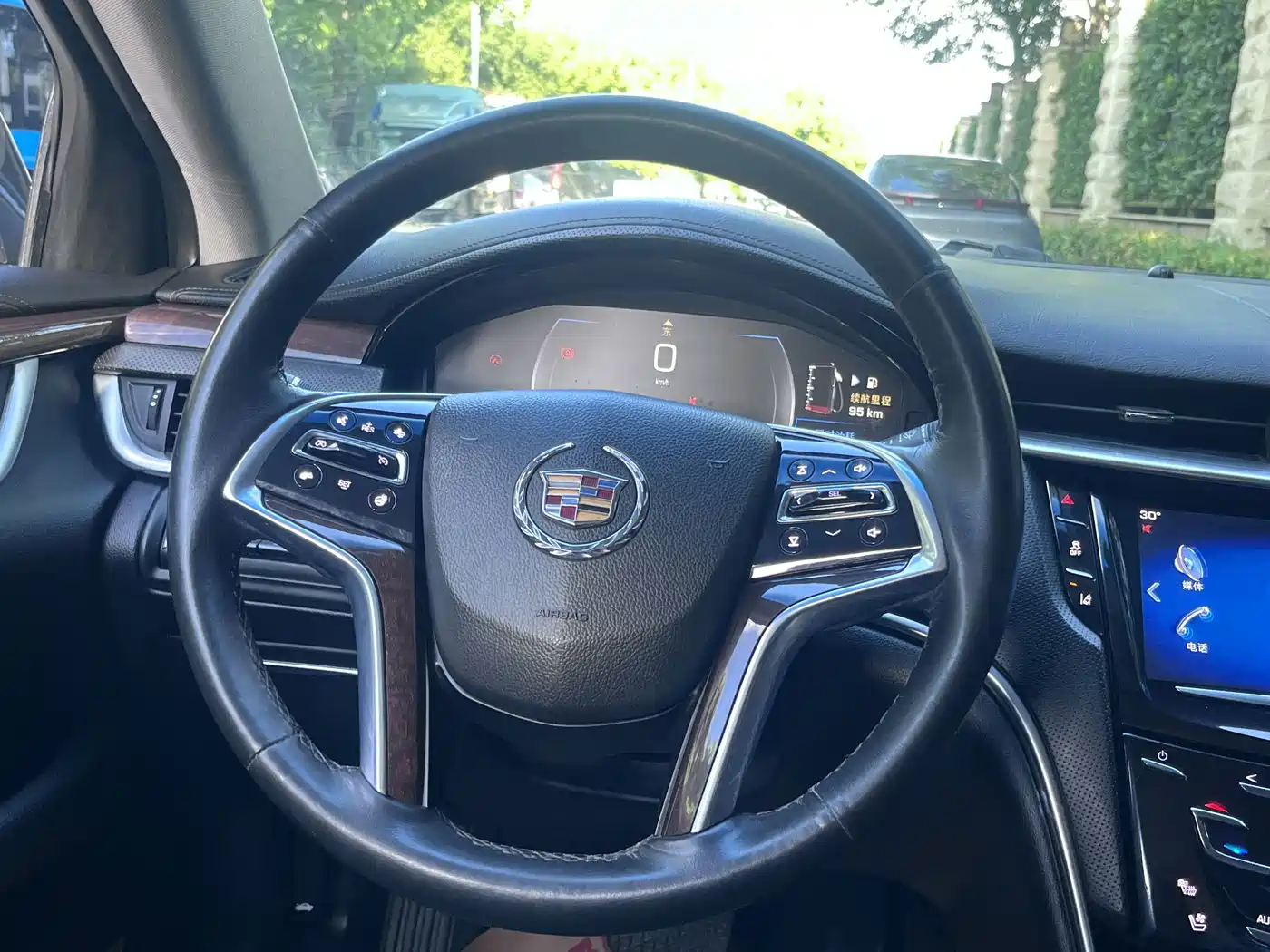 Cadillac XTS 2014 2014 28T Platinum Edition