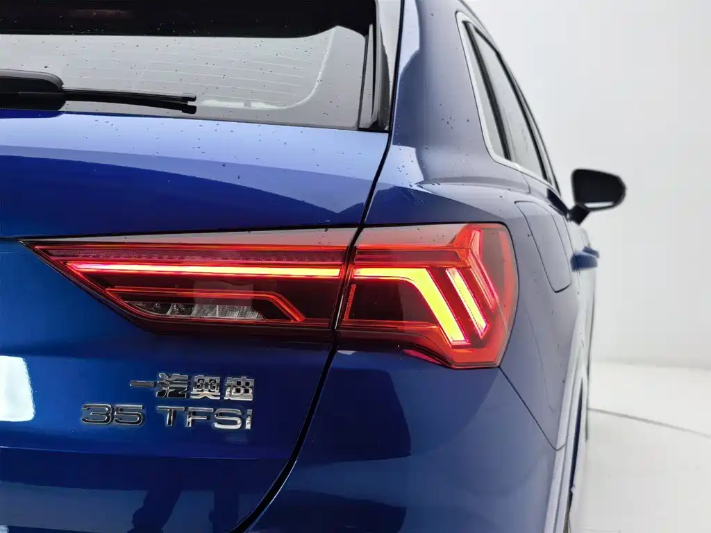 صورة 15 - Audi Q3