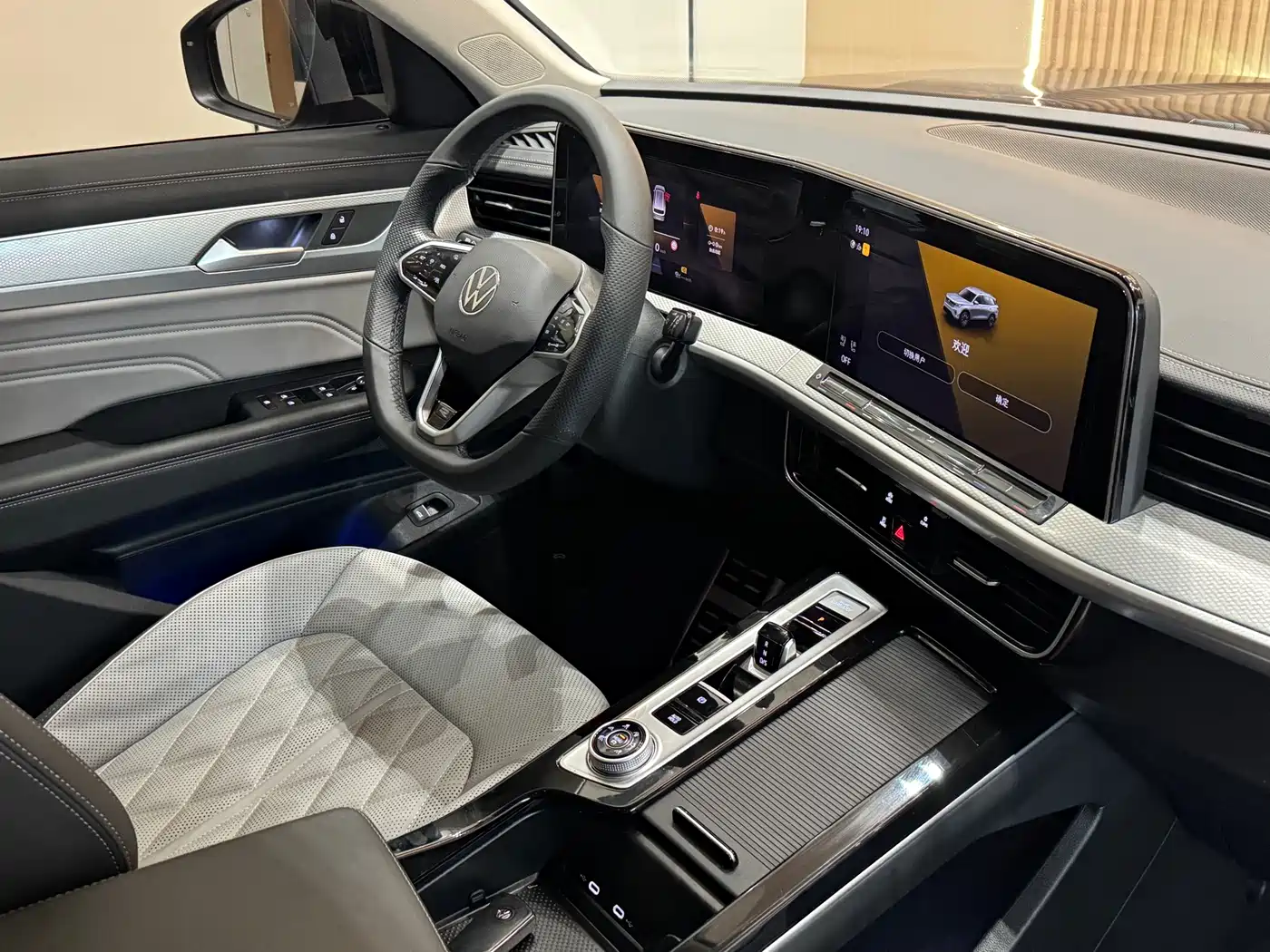 Volkswagen Talagon 2023 380TSI 4WD R-Line Touring Edition фото 10