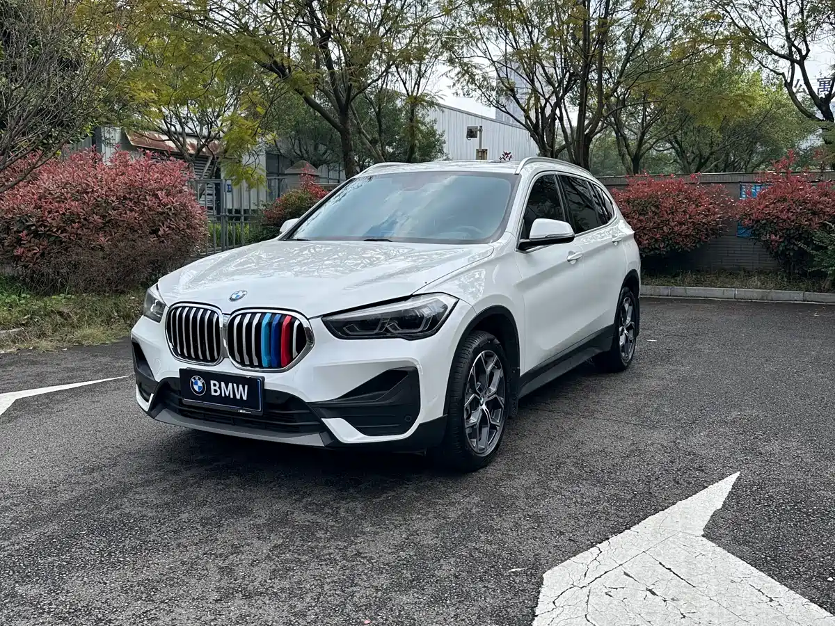 BMW X1 2020 sDrive25Li Leading Model фото 2
